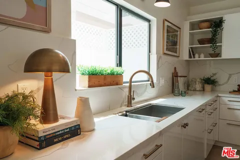 $1,850,000 | Undisclosed Address, Santa Monica, CA 90403