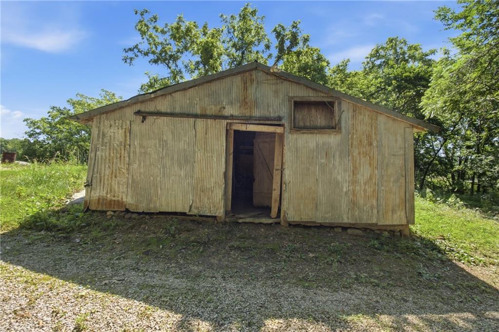 2246 Northeast State Route Butler, MO 64730 - Photo 28 of 31