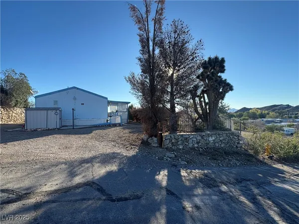 $60,000 | 240 Main Street, Searchlight, NV 89046