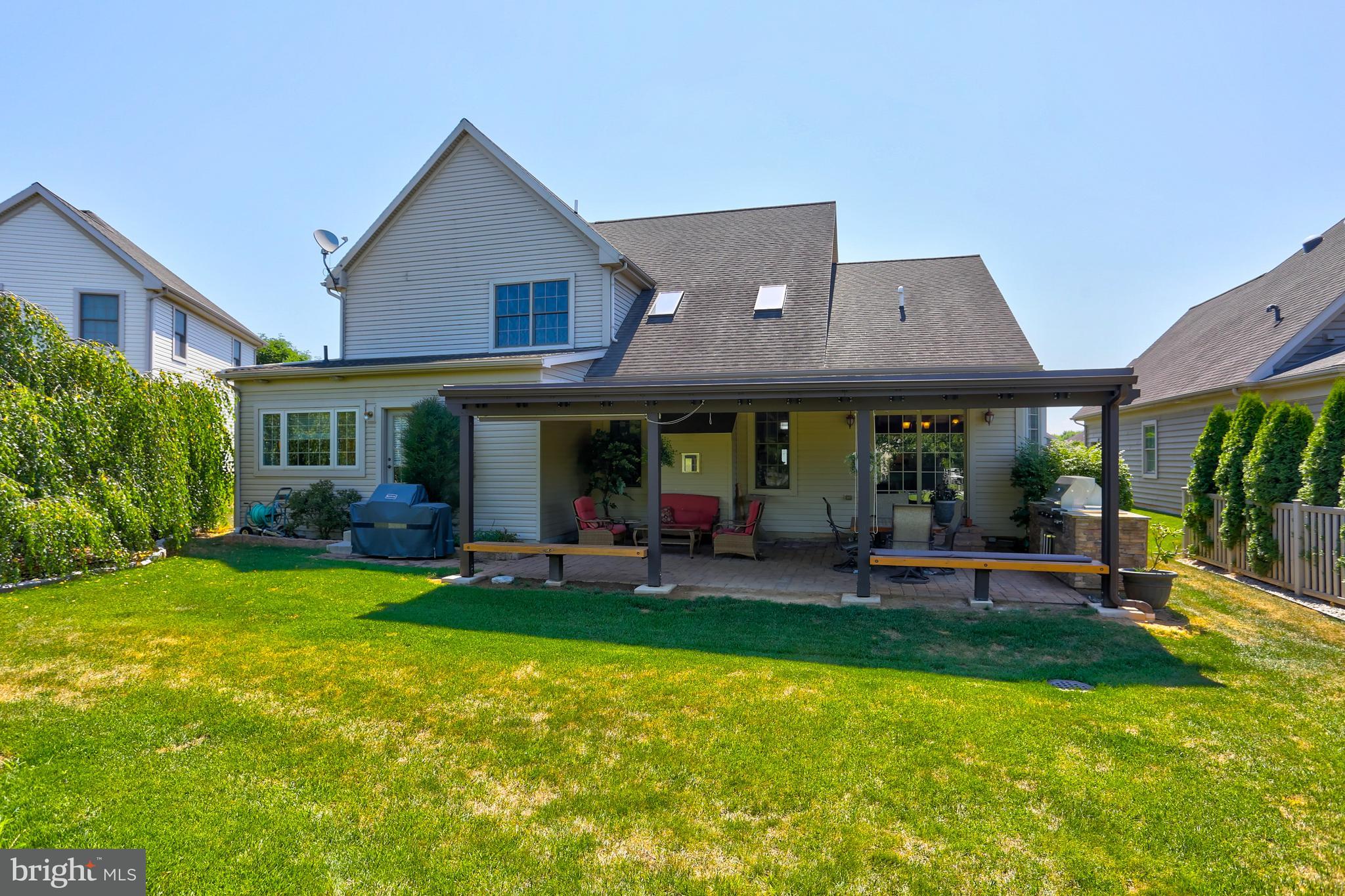 1001 Suffolk Drive Lititz, PA 17543 - Photo 35 of 37 Rear View