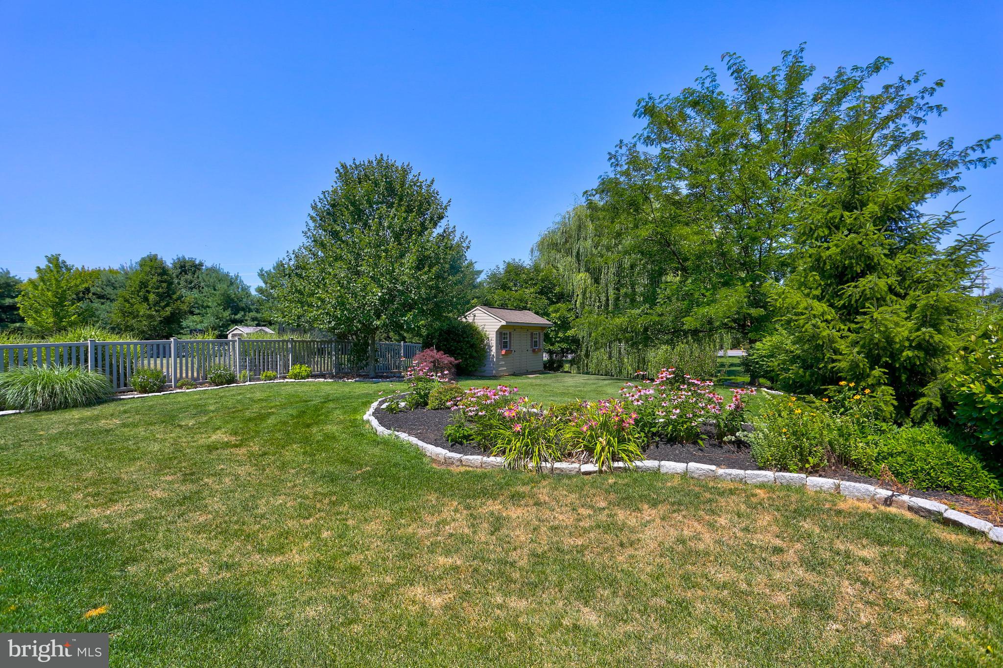 1001 Suffolk Drive Lititz, PA 17543 - Photo 37 of 37 Rear view of yard.