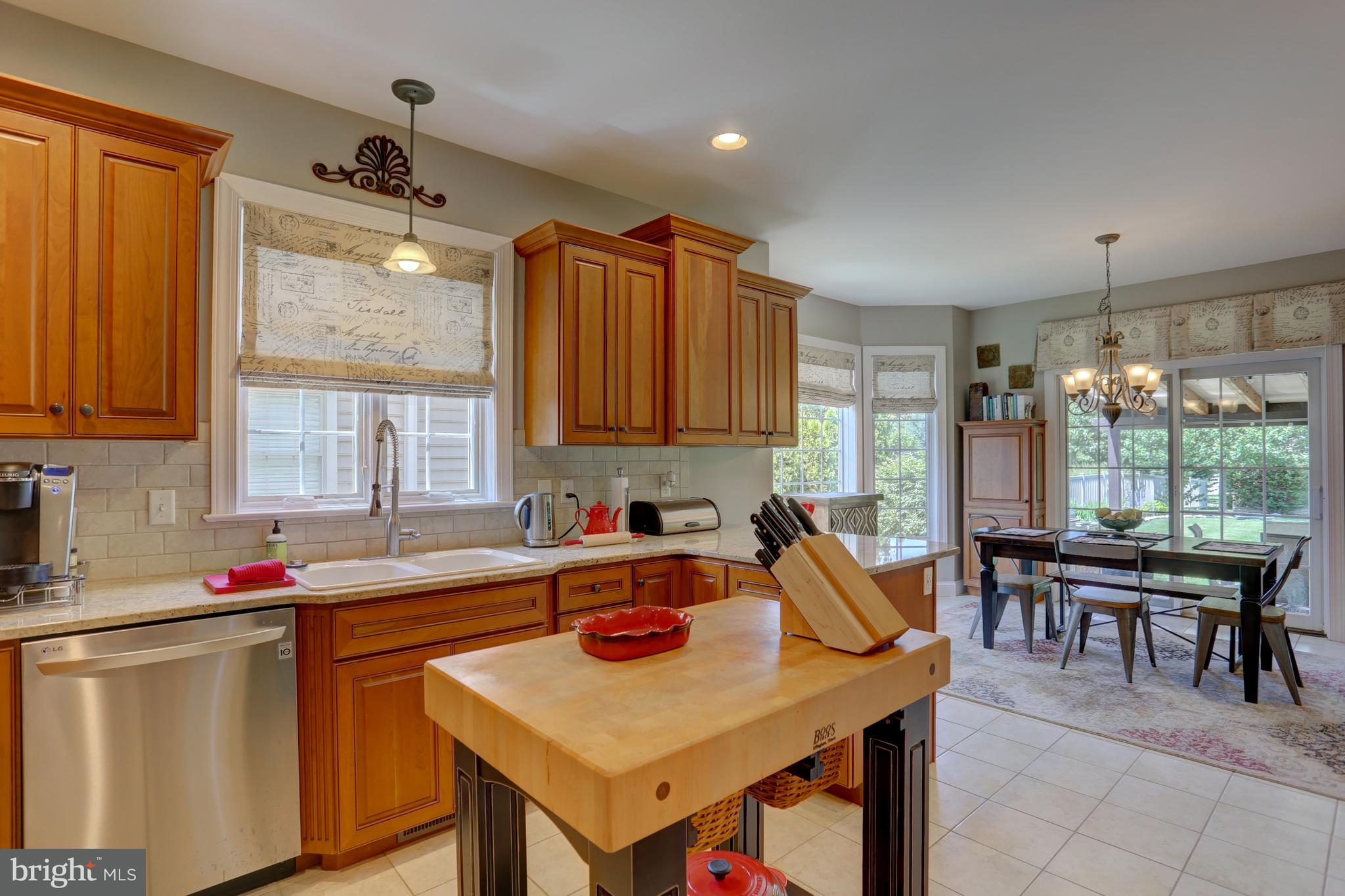 1001 Suffolk Drive Lititz, PA 17543 - Photo 10 of 37 Kitchen