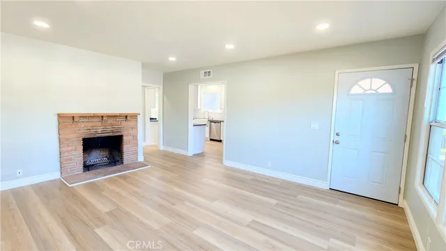 $3,395 | 150 East Gladstone Street, San Dimas, CA 91773