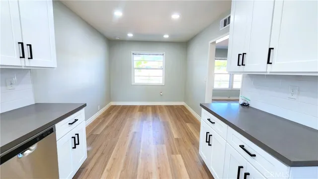 $3,395 | 150 East Gladstone Street, San Dimas, CA 91773