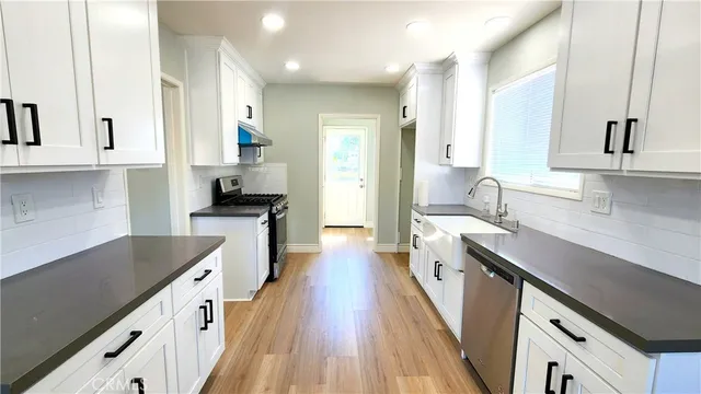 $3,395 | 150 East Gladstone Street, San Dimas, CA 91773