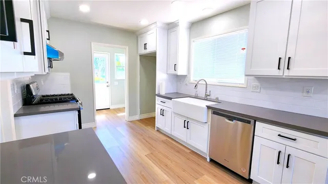 $3,395 | 150 East Gladstone Street, San Dimas, CA 91773