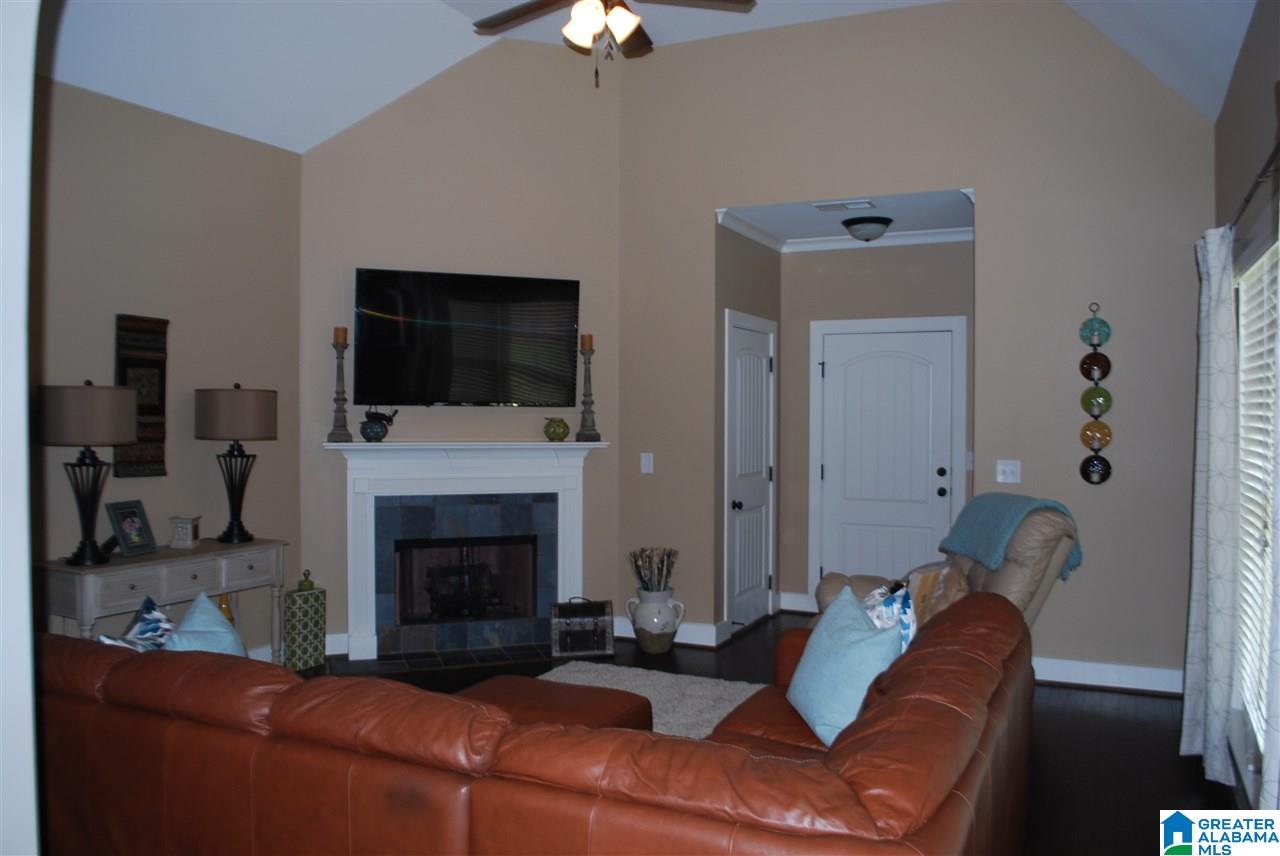1264 Grants Way Birmingham, AL 35210 - Photo 6 of 23