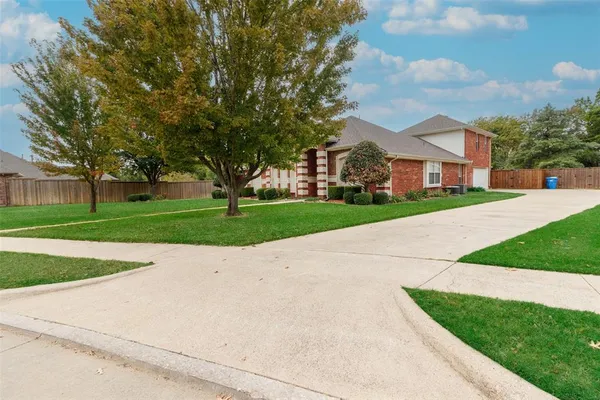 $2,800 | 3405 Summer Solstice, Rowlett, TX 75088