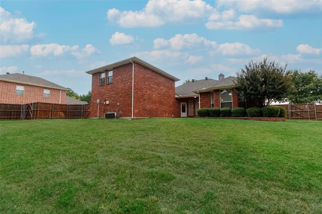 $2,950 | 3405 Summer Solstice, Rowlett, TX 75088