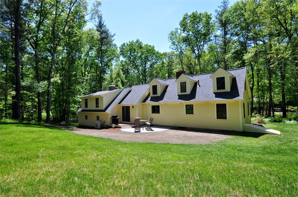97 Newtown Road Acton, MA 01720 - Photo 2 of 27 Gallery Image 2