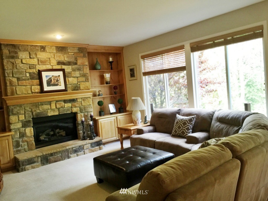 2627 201st Place Southeast Bothell, WA 98021 - Photo 11 of 24