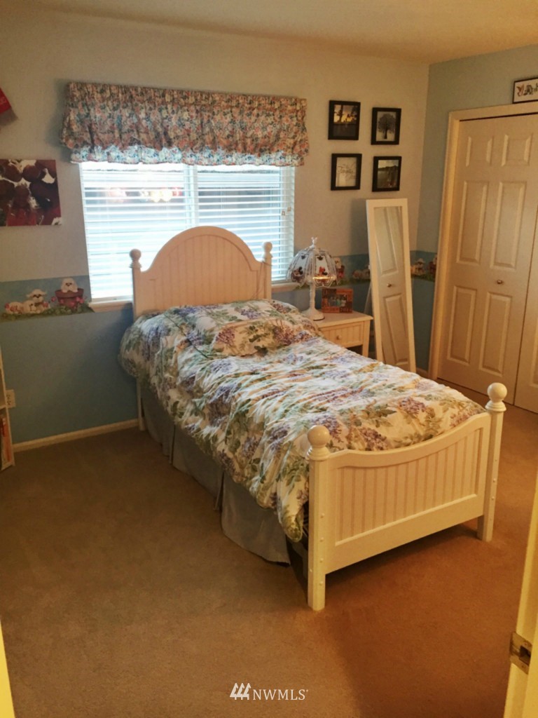 2627 201st Place Southeast Bothell, WA 98021 - Photo 23 of 24