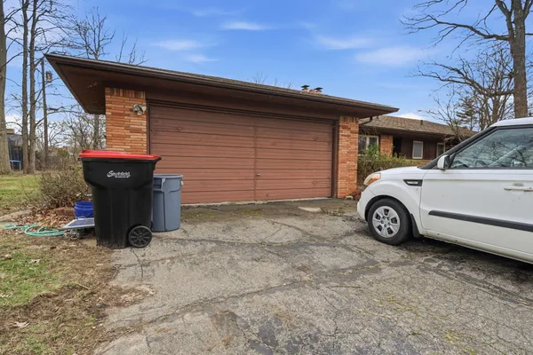 $199,000 | 22903 Bellwood Drive North, Southfield, MI 48034