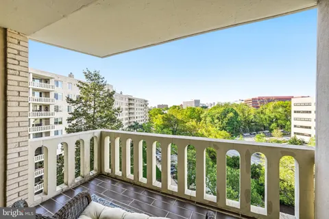 $139,000 | 191 Presidential Boulevard, Unit 826, Bala Cynwyd, PA 19004