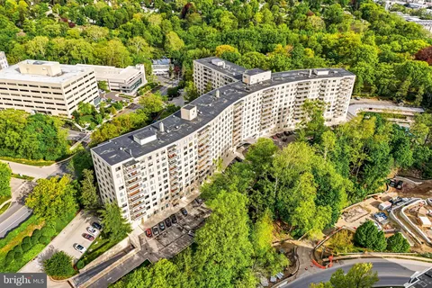 $139,000 | 191 Presidential Boulevard, Unit 826, Bala Cynwyd, PA 19004