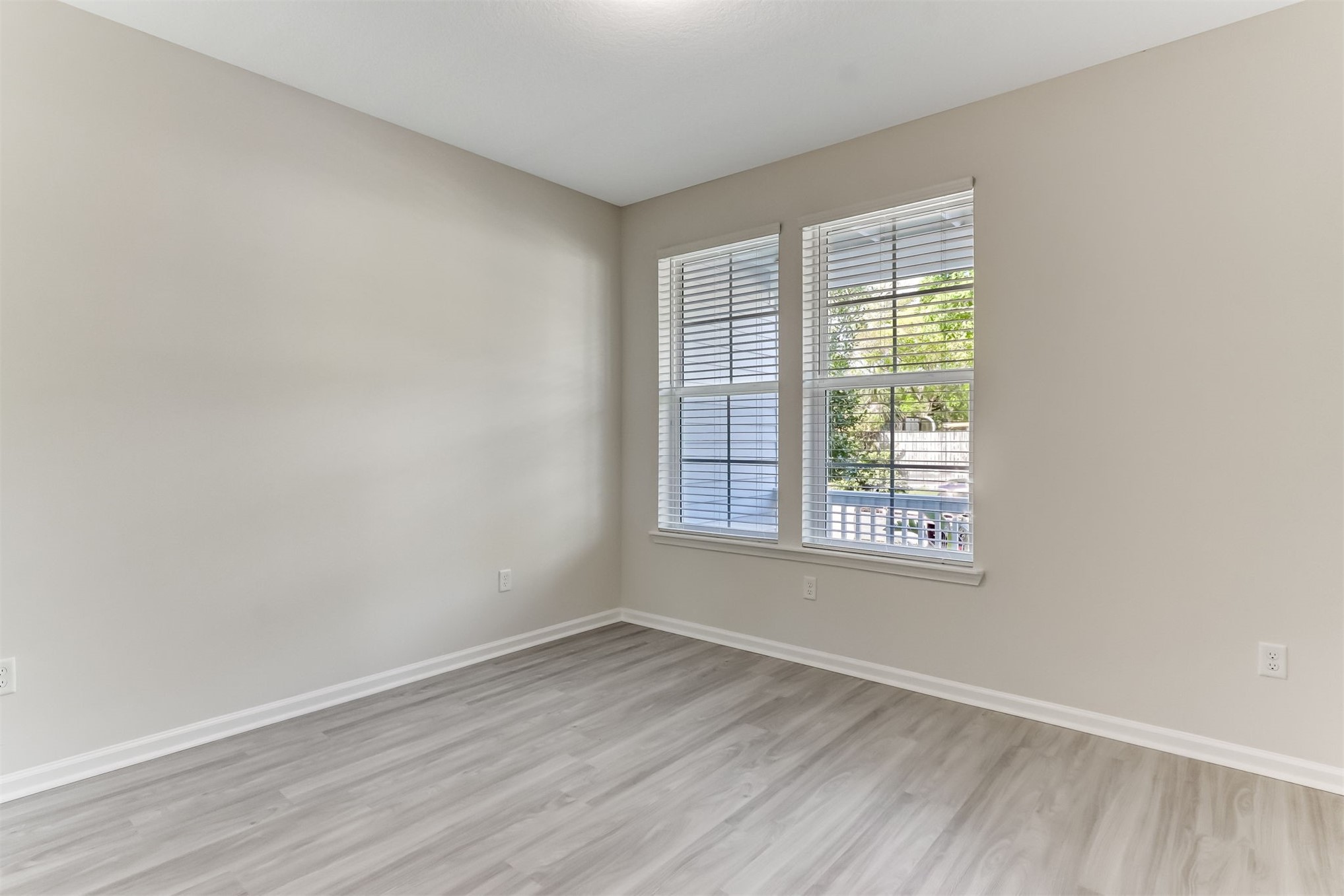 424 South 8th Street Fernandina Beach, FL 32034 - Photo 22 of 32