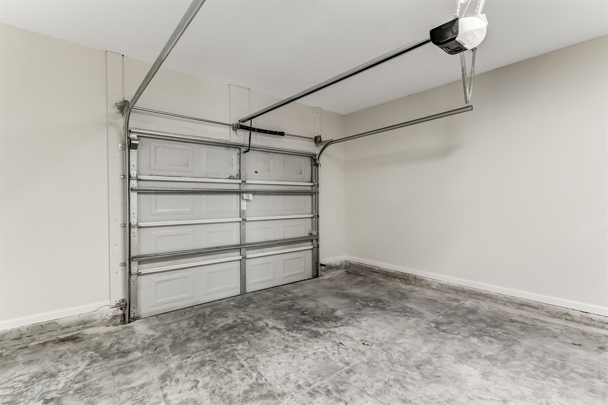 424 South 8th Street Fernandina Beach, FL 32034 - Photo 31 of 32 single car garage