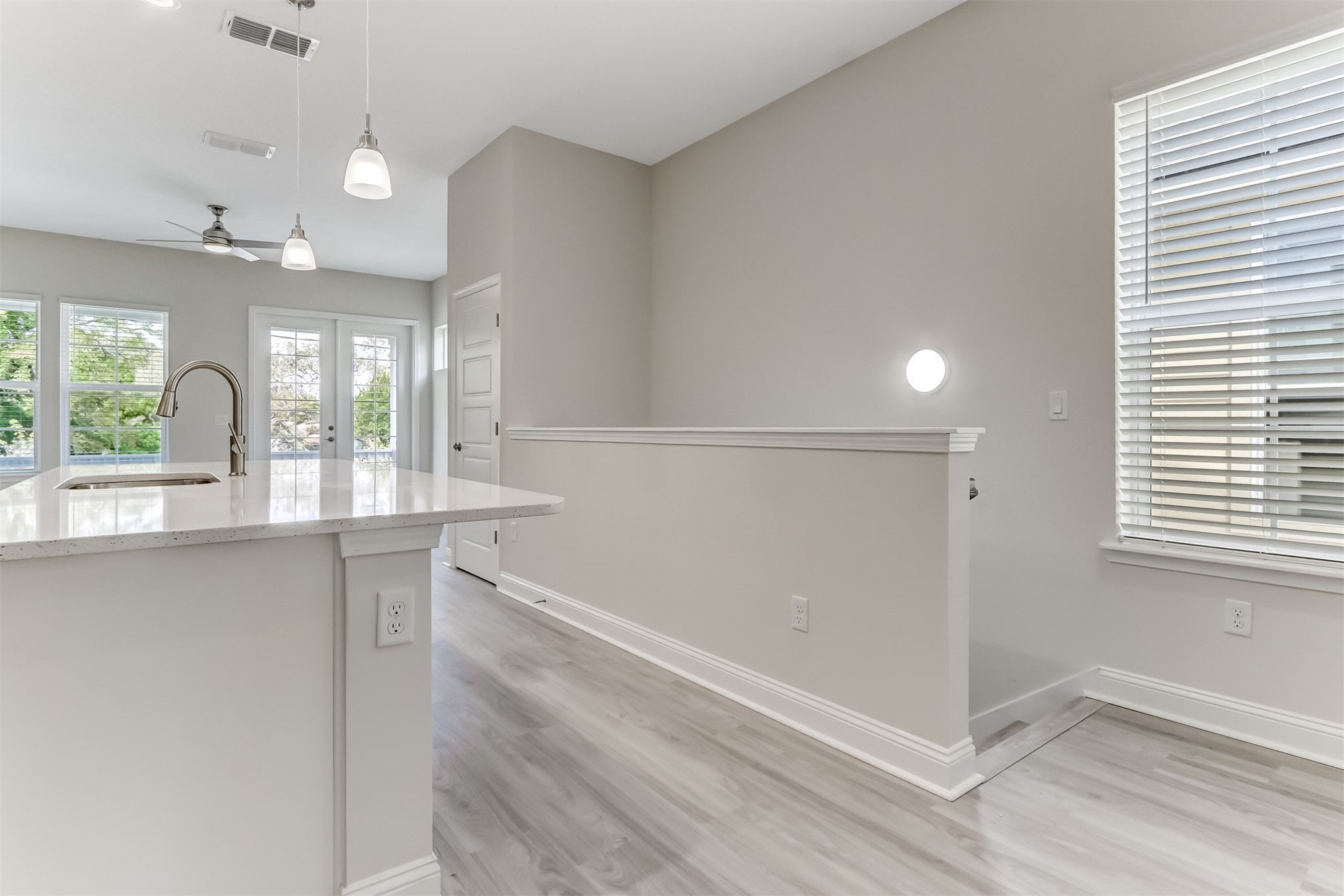 424 South 8th Street Fernandina Beach, FL 32034 - Photo 7 of 32