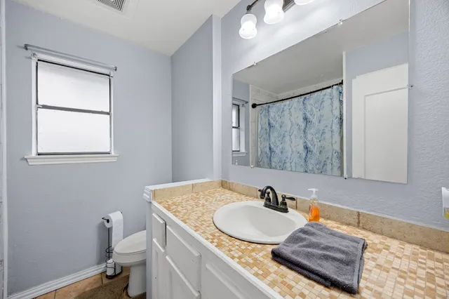 $225,000 | 8730 Pines Pl Drive, Humble, TX 77346