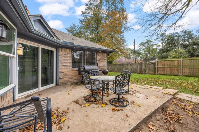 $225,000 | 8730 Pines Pl Drive, Humble, TX 77346