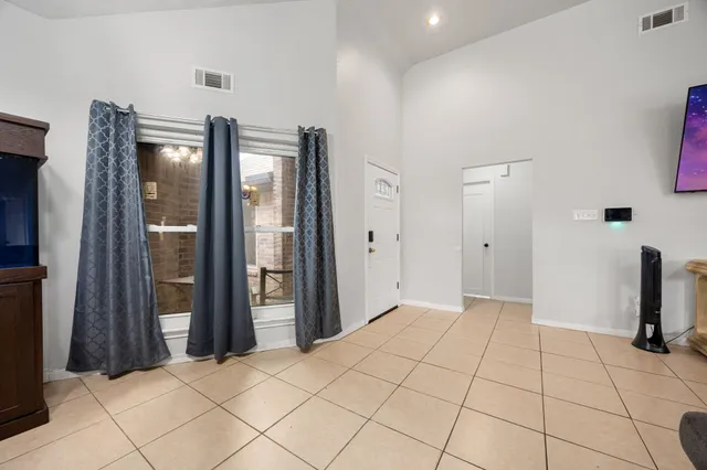 $225,000 | 8730 Pines Pl Drive, Humble, TX 77346