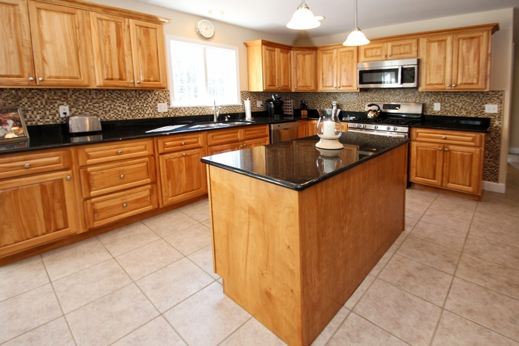 5 Lane Ten Acres Road Merrimac, MA 01860 - Photo 4 of 25 Gallery Image 4