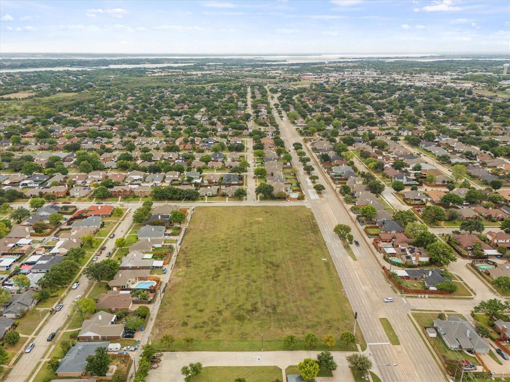 6700 Rowlett Road Rowlett, TX 75089 - Photo 9 of 24 an aerial view of residential houses with outdoor space