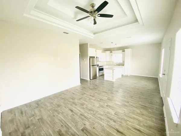 $1,075 | 904 Kentucky Street, Unit 3, Alton, TX 78573