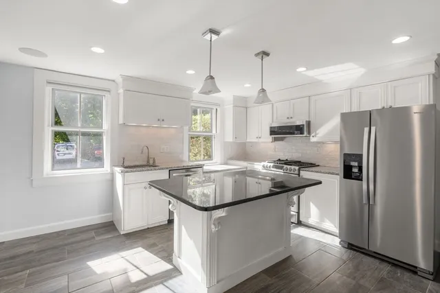 $775,000 | 324 Union Street, Unit 1, Millis, MA 02054