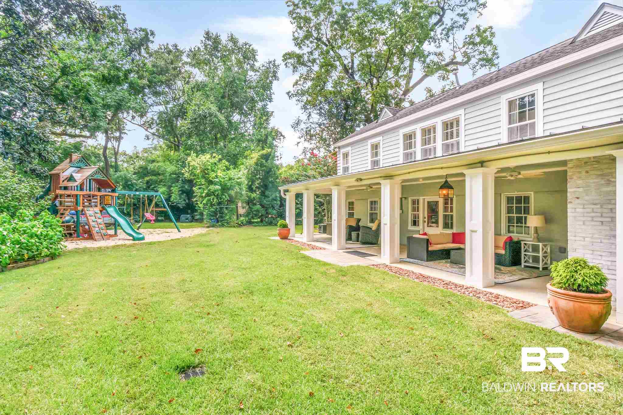1915 Old Shell Road Mobile, AL 36607 - Photo 5 of 38