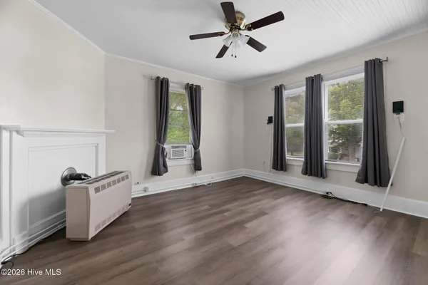 $1,350 | 1821 Spencer Avenue, Unit B, New Bern, NC 28560