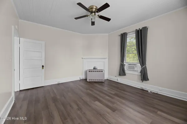 $1,350 | 1821 Spencer Avenue, Unit B, New Bern, NC 28560