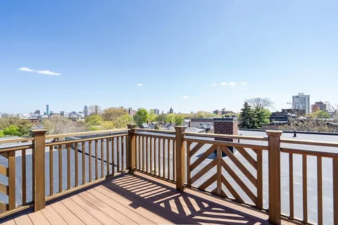 $698,000 | 393 Broadway, Unit 10, Cambridge, MA 02139