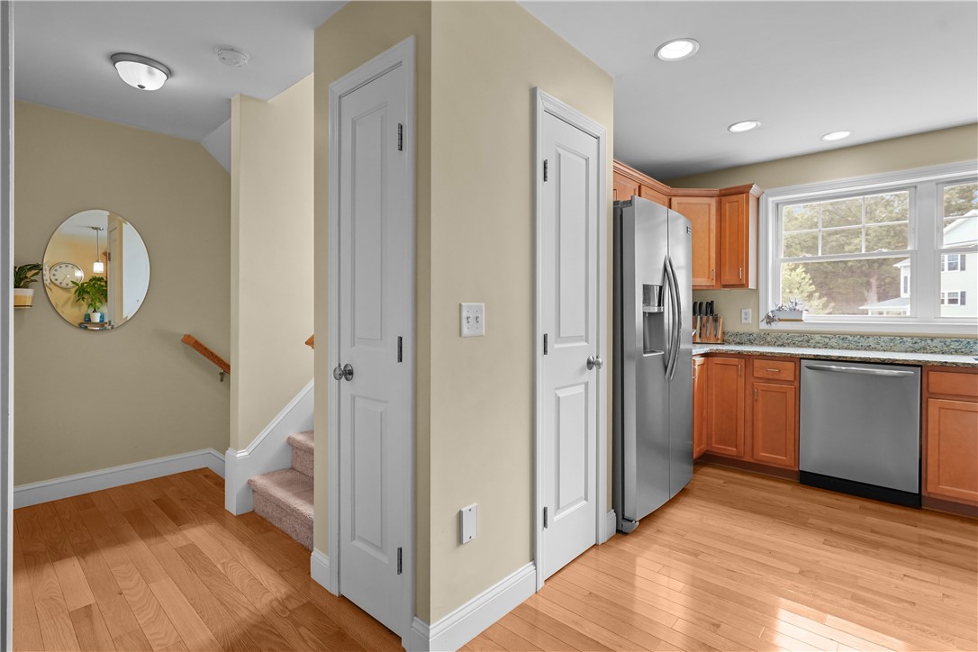 1209 Centerville Road, Unit 9 Warwick, RI 02886 - Photo 5 of 30