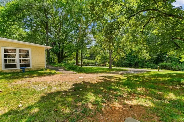 $550,000 | 5008 Dianne Drive Southeast, Acworth, GA 30102