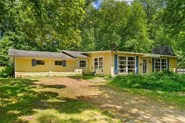 $550,000 | 5008 Dianne Drive Southeast, Acworth, GA 30102