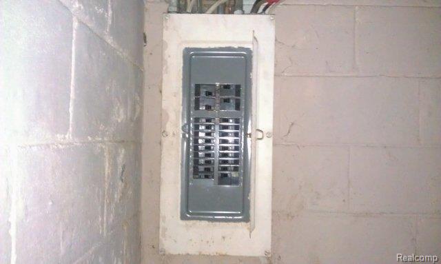 4375 Yorkshire Road Detroit, MI 48224 - Photo 15 of 20 Electrical.jpg