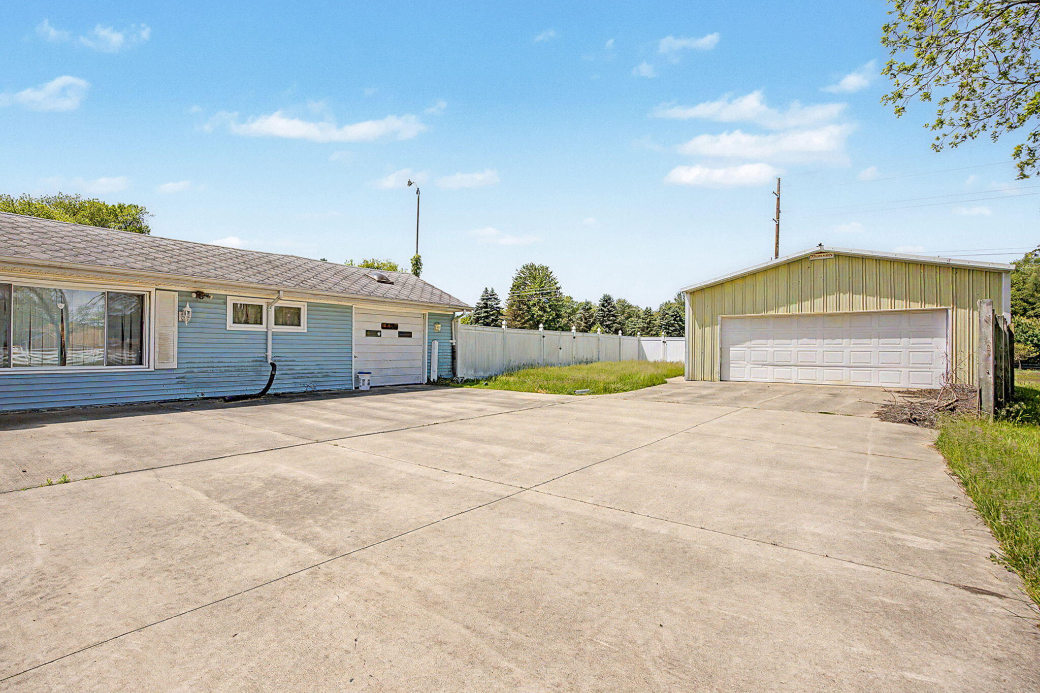 11595 4 Mile Road Battle Creek, MI 49015 - Photo 27 of 36 34-web-or-mls-CQ1A2294