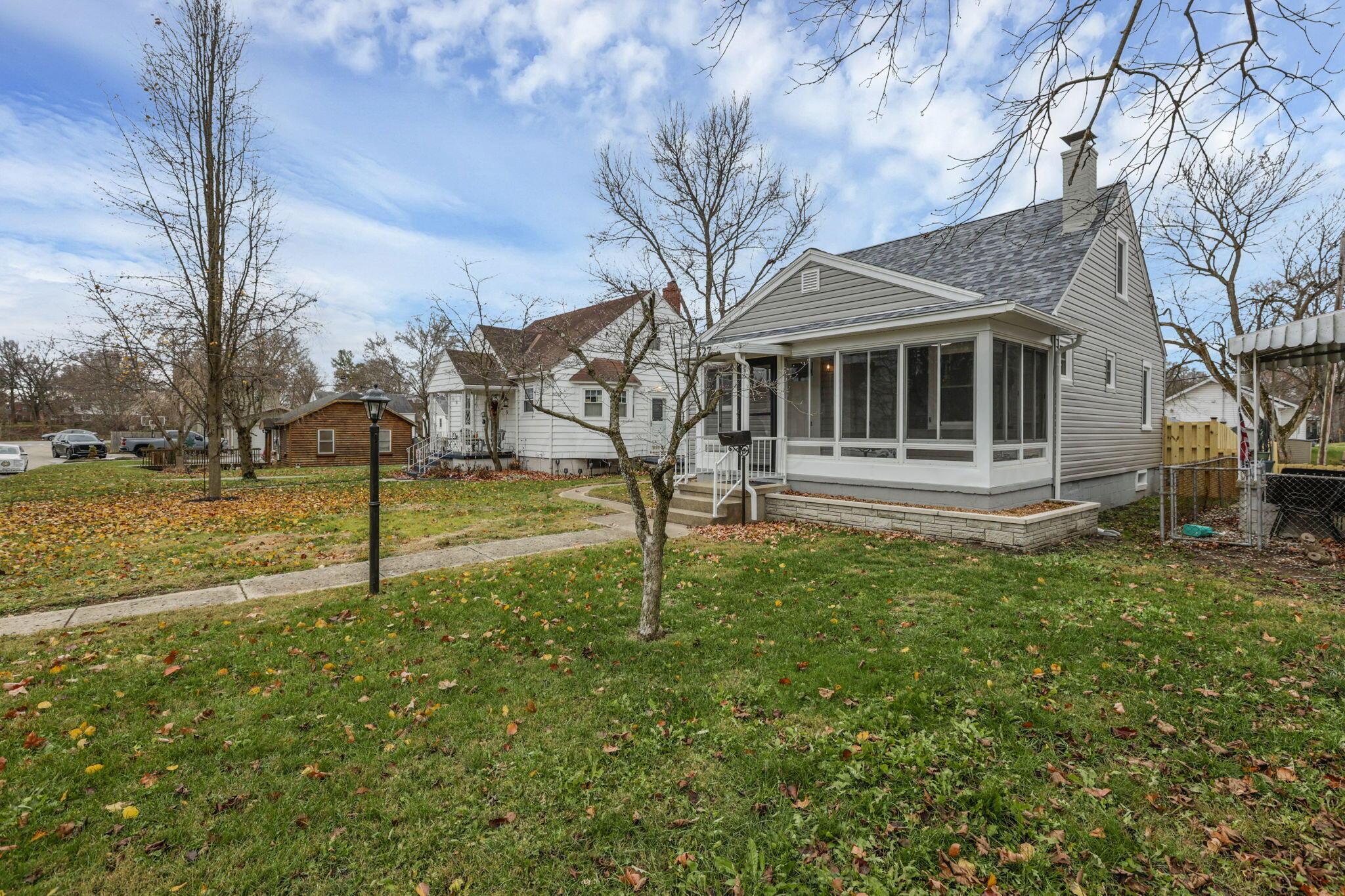 627 Harding Avenue Lancaster, OH 43130 - Photo 4 of 51 3-web-or-mls-_S5A7099