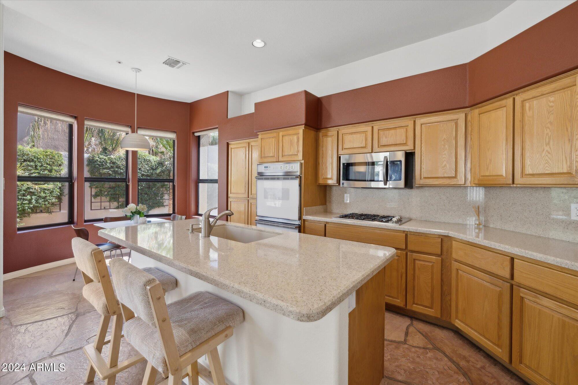 7525 East Gainey Ranch Road, Unit 206 Scottsdale, AZ 85258 - Photo 8 of 41 Kitchen