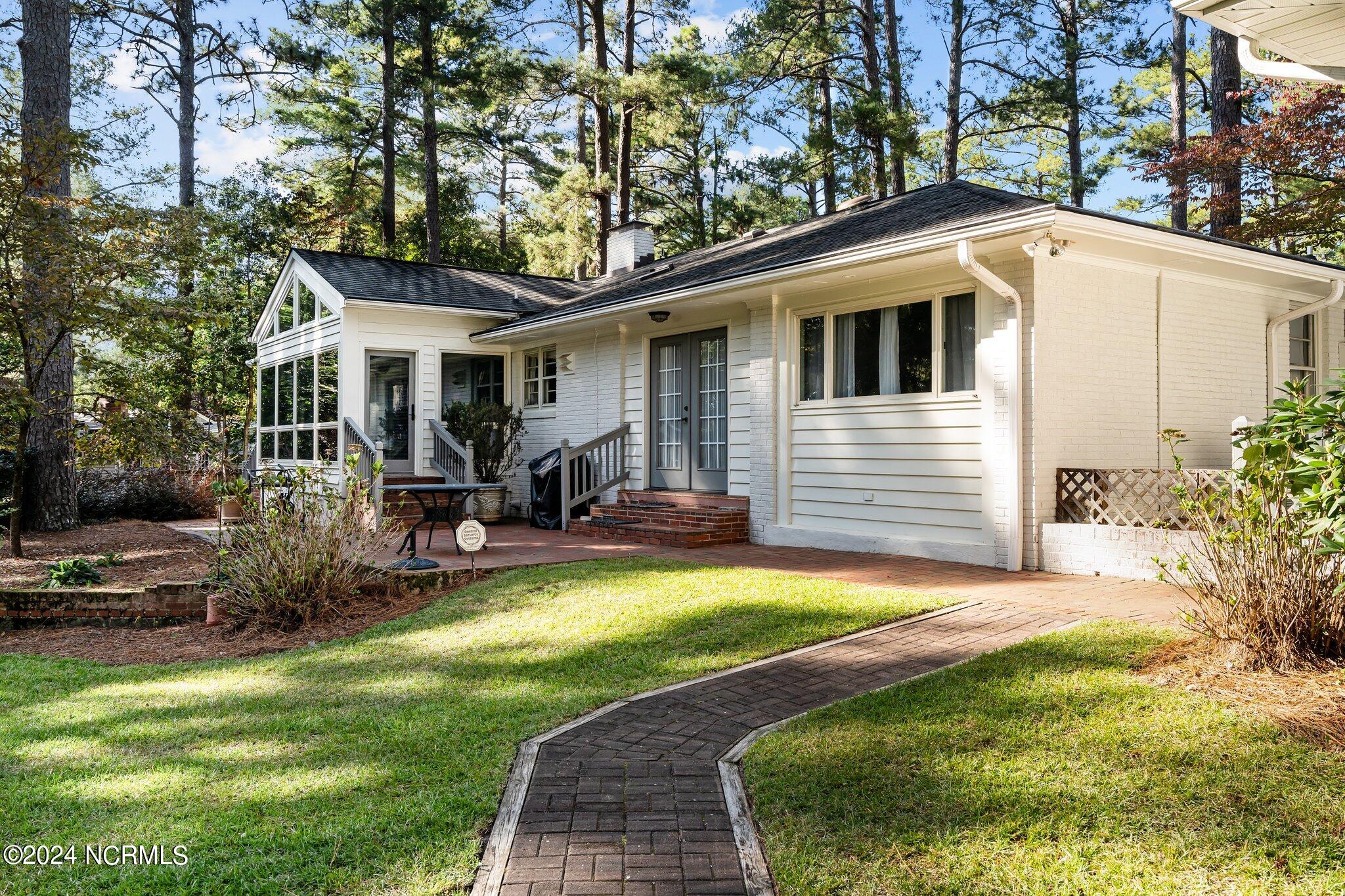 515 South Valley Road Southern Pines, NC 28387 - Photo 9 of 46 12-web-or-mls-DSC07010