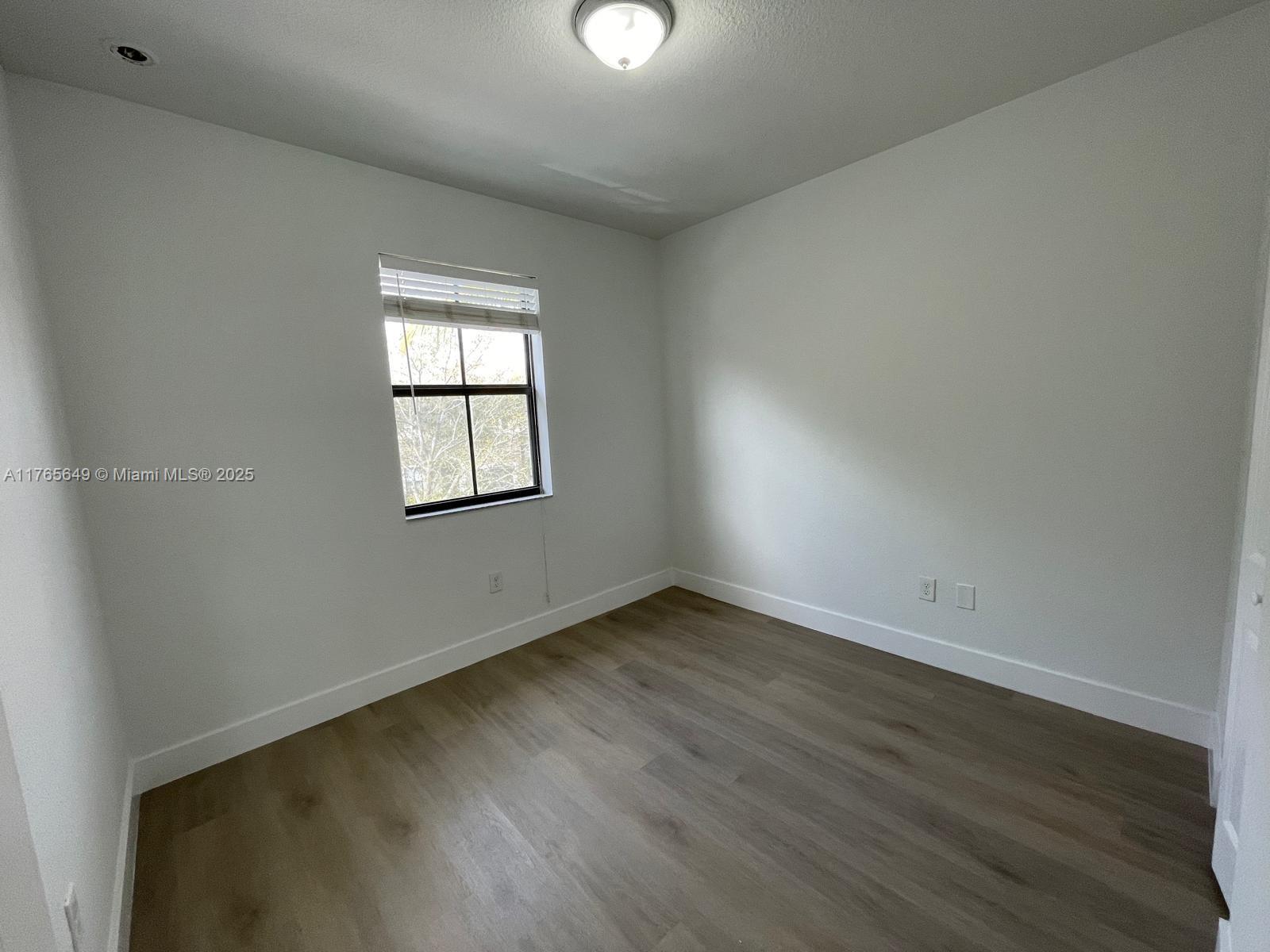 4245 Southwest 164th Path, Unit 4245 Miami, FL 33185 - Photo 14 of 33 Gallery Image 14