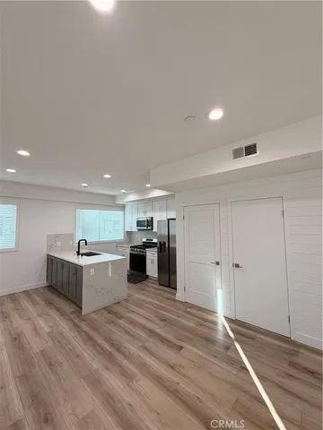 $4,500 | 14662 West Sara Lane, Panorama City, CA 91402