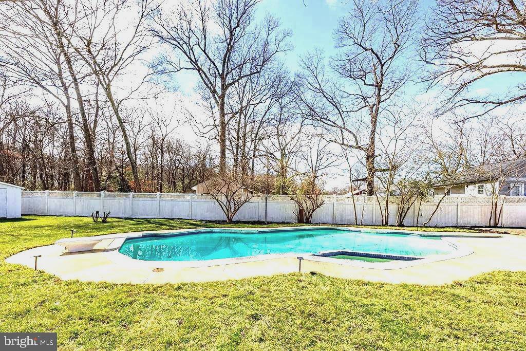 6501 Woodley Road Clinton, MD 20735 - Photo 1 of 37