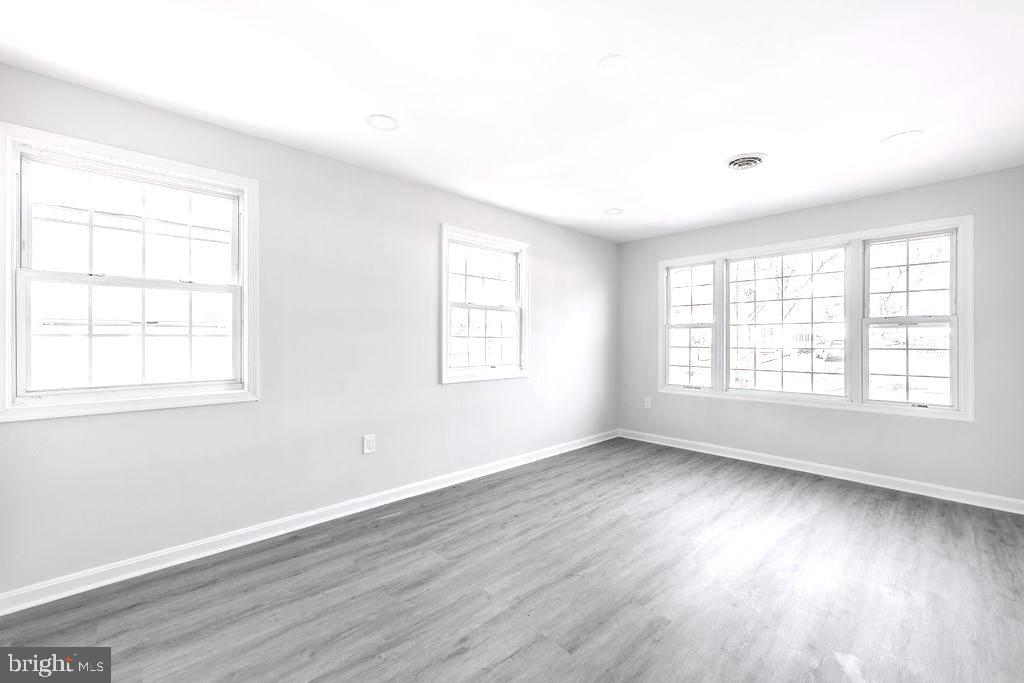 6501 Woodley Road Clinton, MD 20735 - Photo 16 of 37