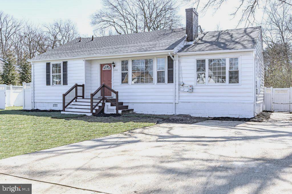 6501 Woodley Road Clinton, MD 20735 - Photo 2 of 37
