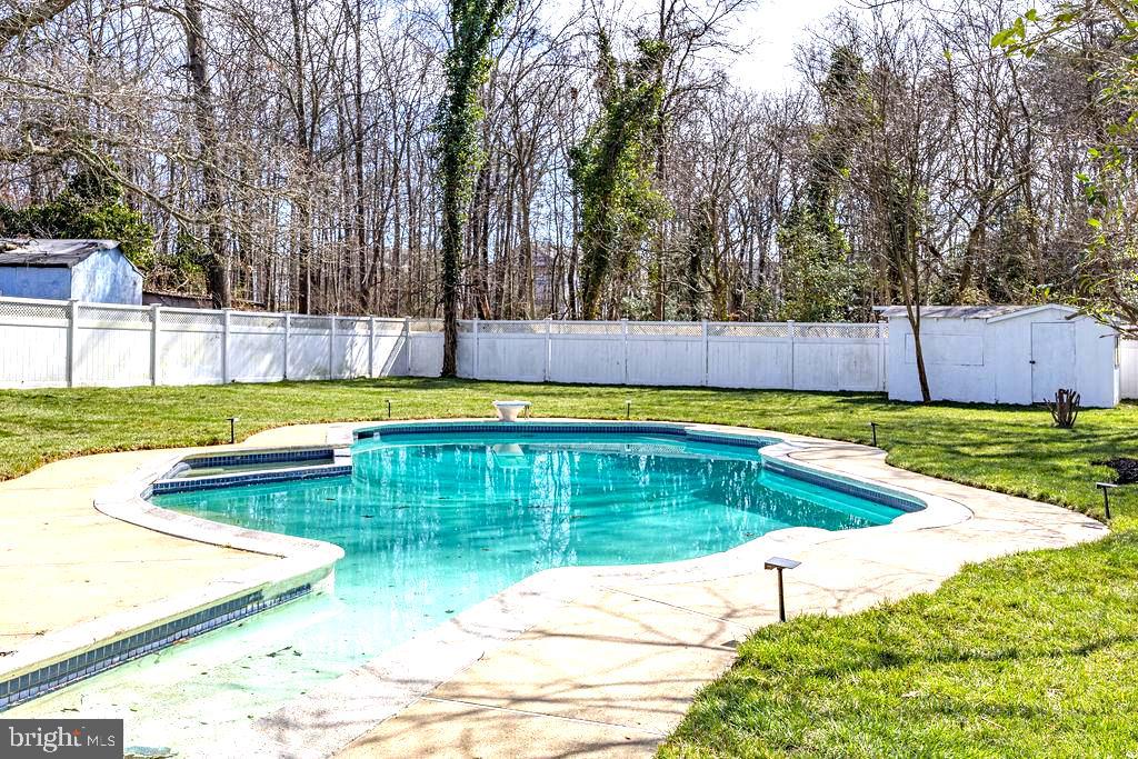 6501 Woodley Road Clinton, MD 20735 - Photo 33 of 37