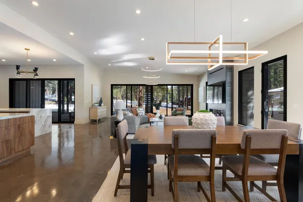 $2,655,000 | 11761 Bottcher Loop, Truckee, CA 96161