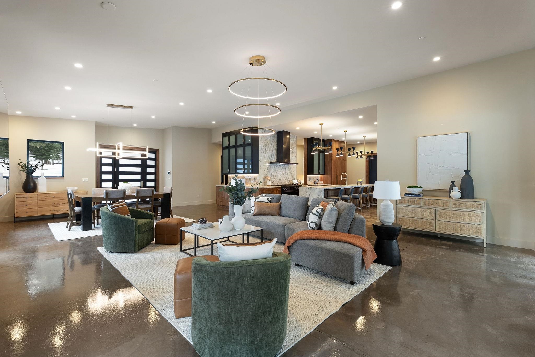 11761 Bottcher Loop Truckee, CA 96161 - Photo 13 of 28