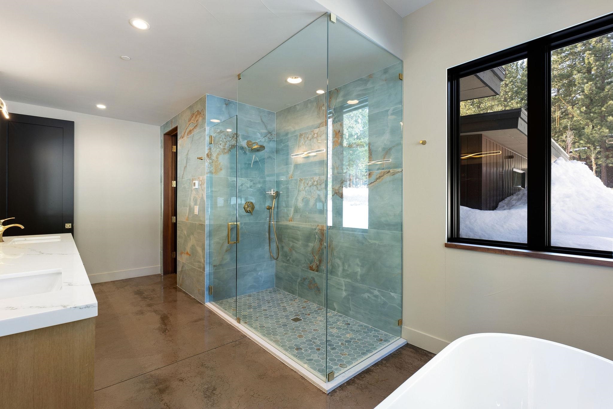 11761 Bottcher Loop Truckee, CA 96161 - Photo 22 of 28